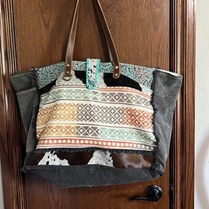 Myra Weekender Bag